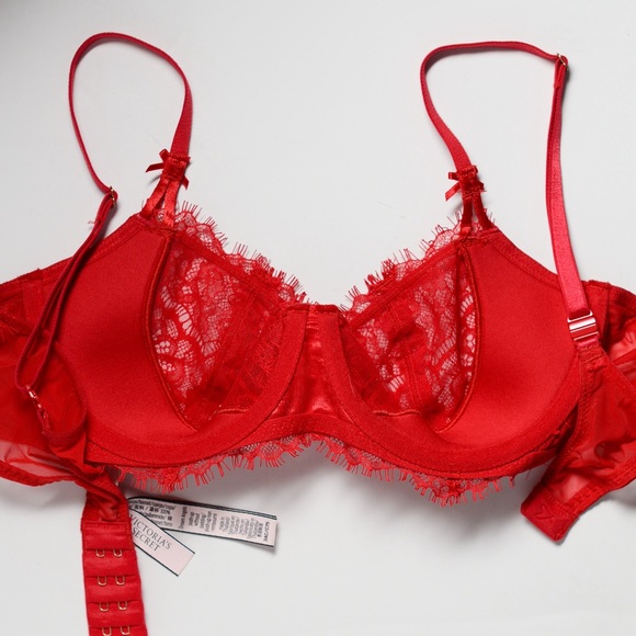 Victoria’s Secret Red Lace Bra 34C and House of Harlow Gold Hoops - Picture 8 of 10